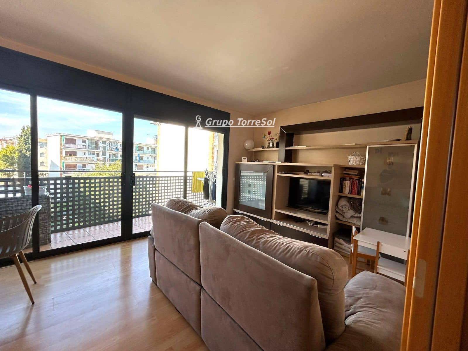 2 sypialnia Mieszkanie na sprzedaż w El Vendrell z basenem garażem - 220 000 € (Ref: 9638025)