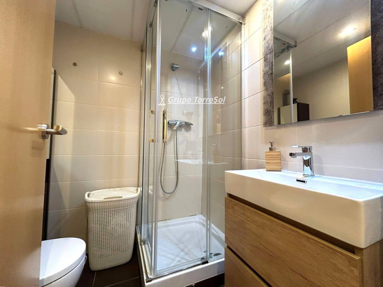 2 sypialnia Mieszkanie na sprzedaż w El Vendrell z basenem garażem - 220 000 € (Ref: 9638025)