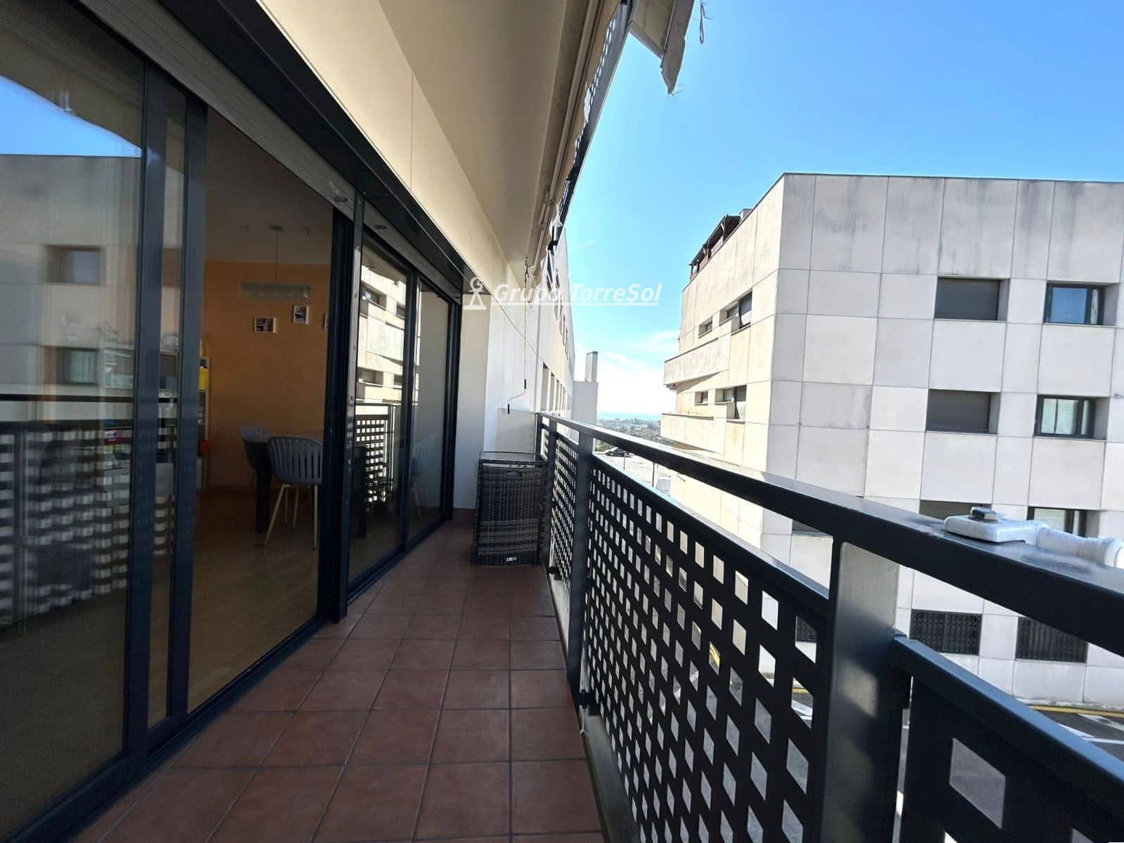 2 sypialnia Mieszkanie na sprzedaż w El Vendrell z basenem garażem - 220 000 € (Ref: 9638025)
