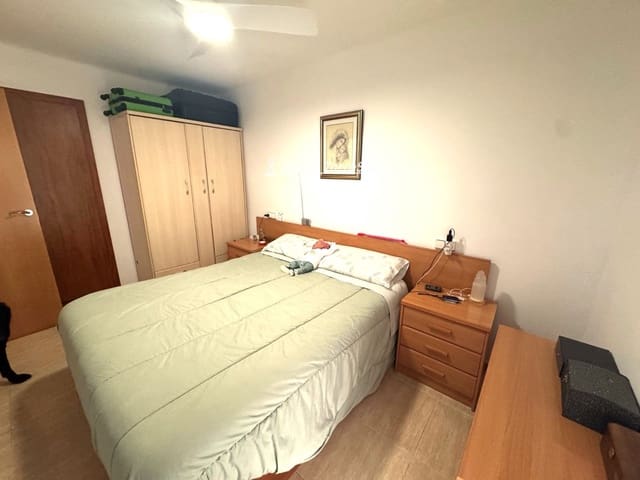 2 slaapkamer Flat te koop in Torredembarra - € 219.900 (Ref: 9645453)