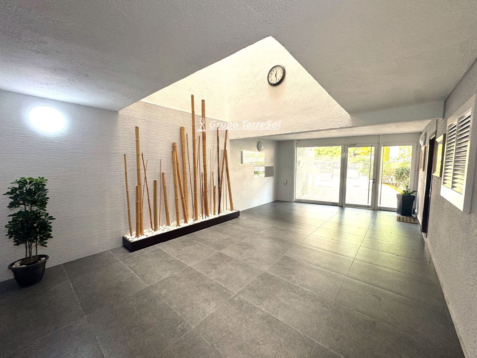 2 slaapkamer Flat te koop in Torredembarra - € 219.900 (Ref: 9645453)