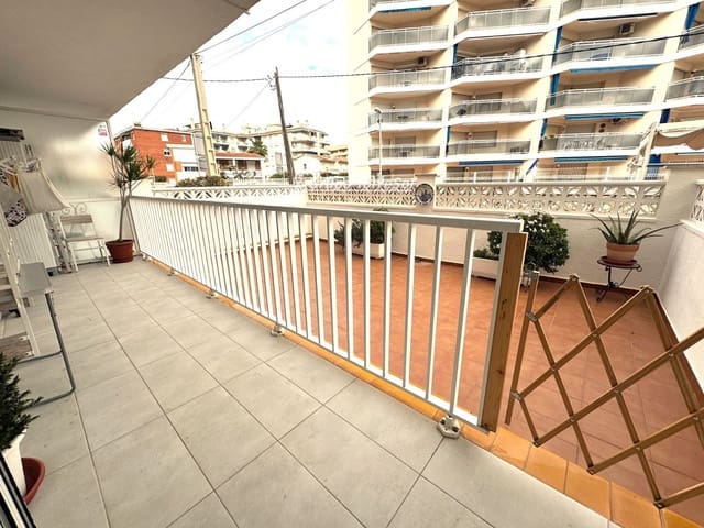 2 slaapkamer Flat te koop in Torredembarra - € 219.900 (Ref: 9645453)