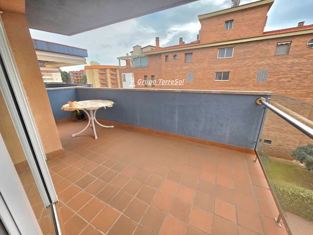 3 camera da letto Appartamento in vendita in Torredembarra con piscina garage - 399.000 € (Rif: 9645777)