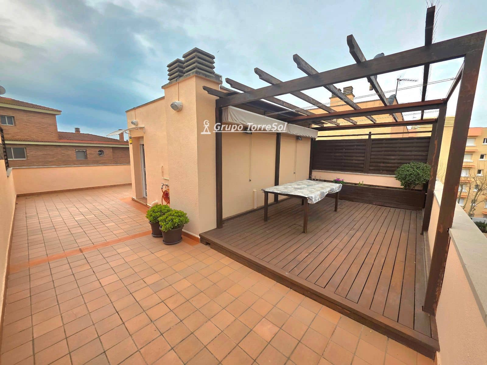 3 camera da letto Appartamento in vendita in Torredembarra con piscina garage - 399.000 € (Rif: 9645777)