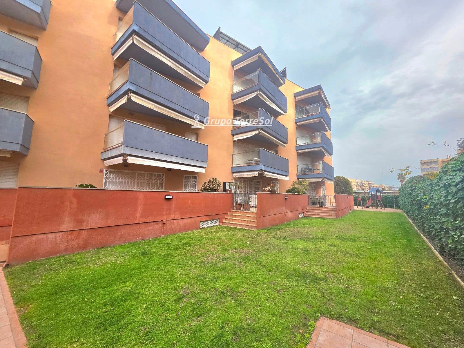 3 camera da letto Appartamento in vendita in Torredembarra con piscina garage - 399.000 € (Rif: 9645777)