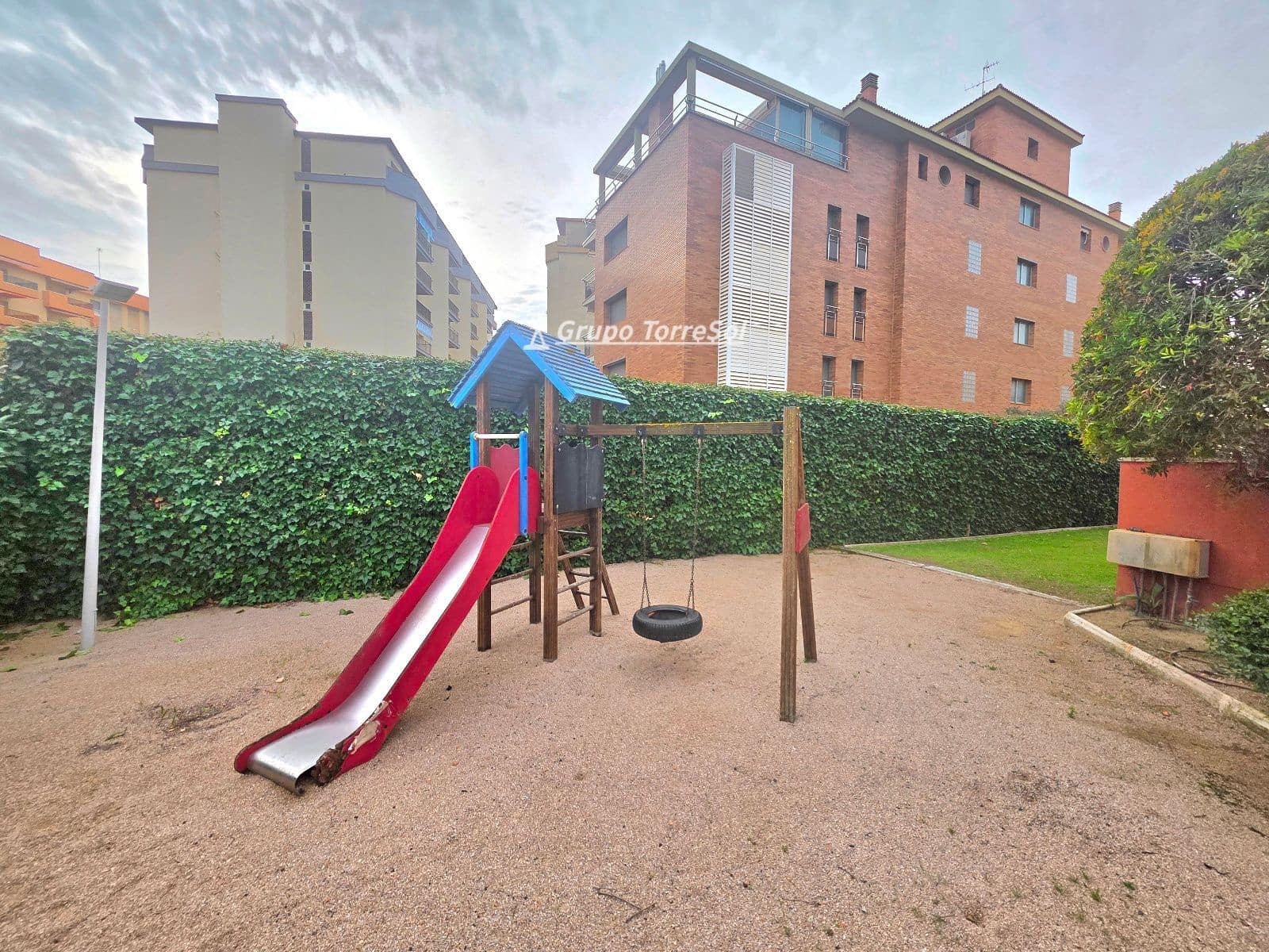 3 camera da letto Appartamento in vendita in Torredembarra con piscina garage - 399.000 € (Rif: 9645777)