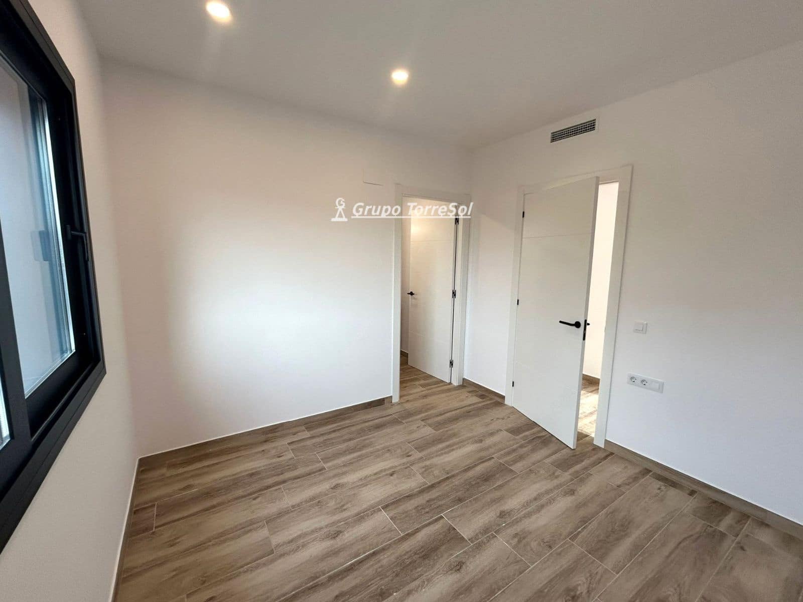 4 soverom Villa til salgs i El Vendrell med svømmebasseng garasje - € 630 000 (Ref: 9650428)