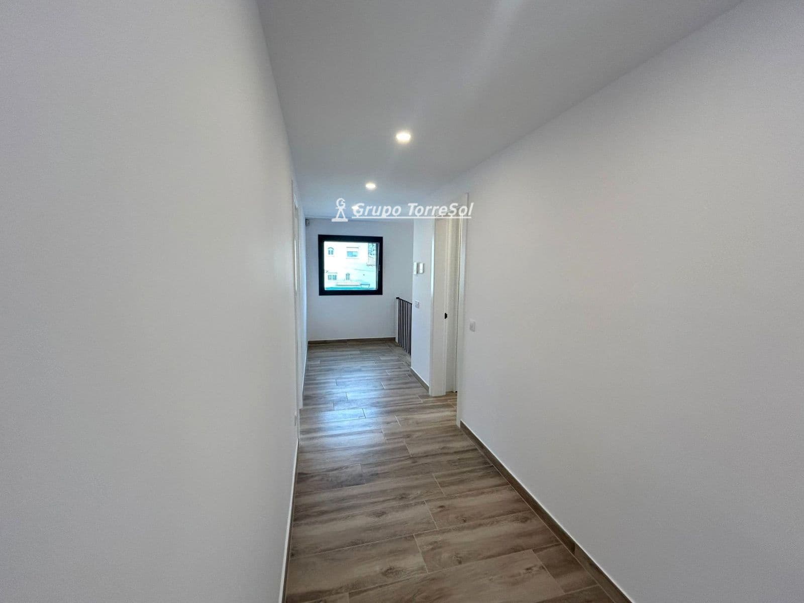 4 soverom Villa til salgs i El Vendrell med svømmebasseng garasje - € 630 000 (Ref: 9650428)