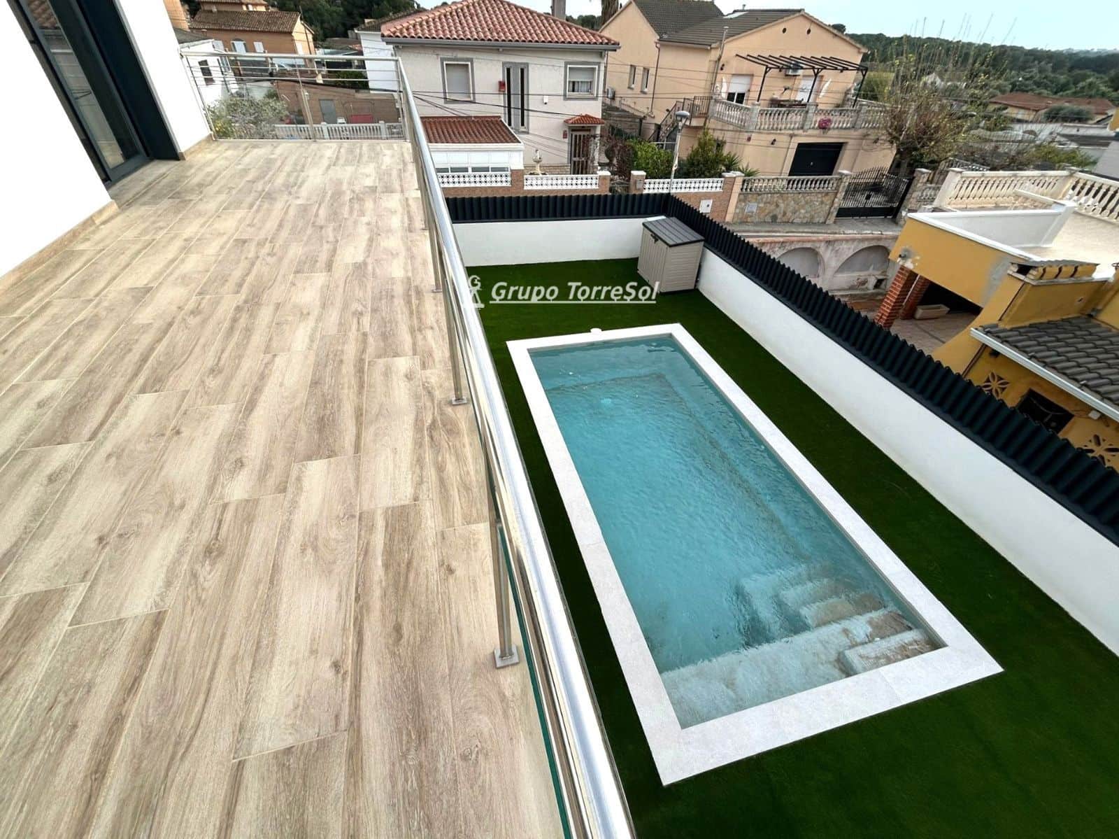 4 soverom Villa til salgs i El Vendrell med svømmebasseng garasje - € 630 000 (Ref: 9650428)