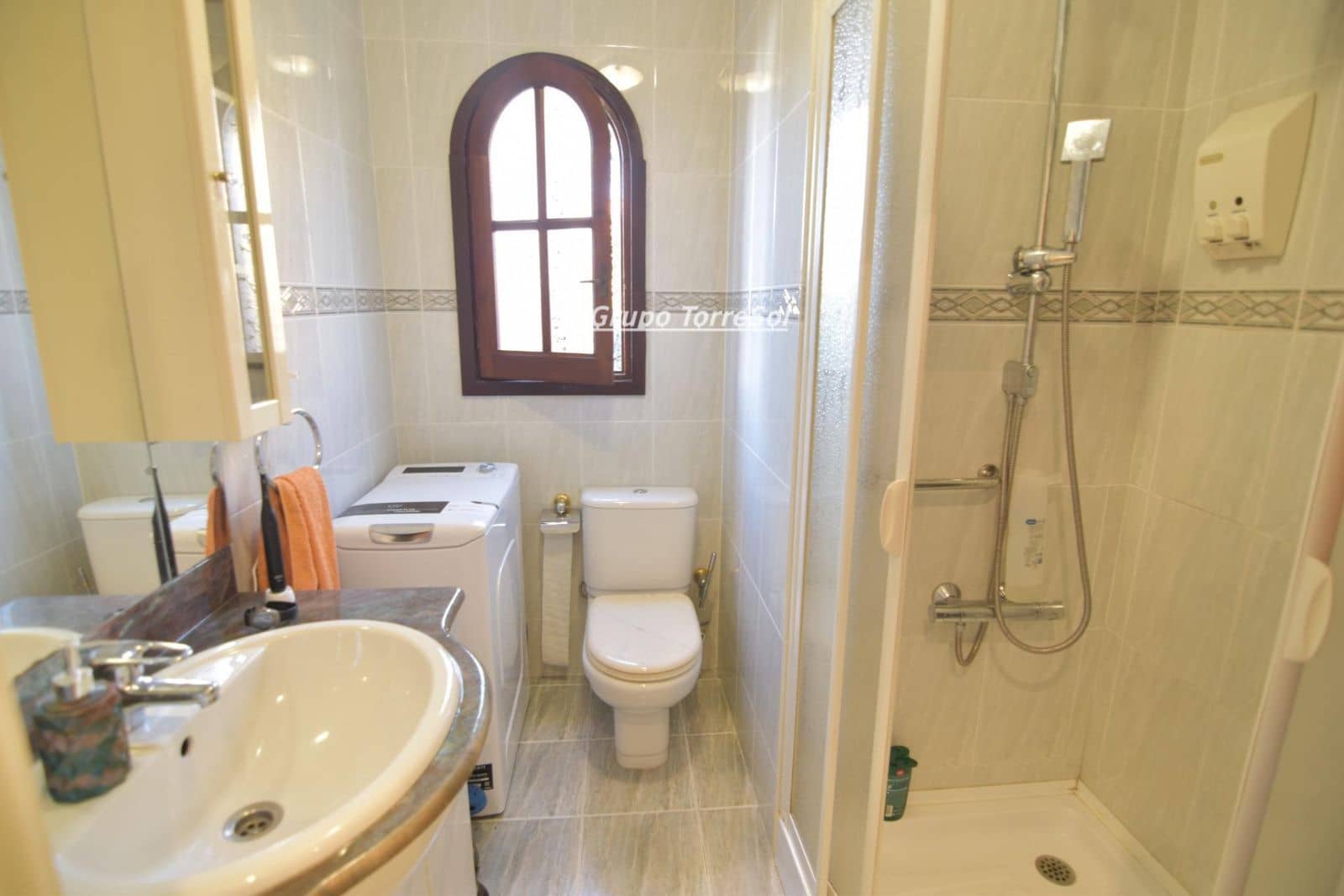 Villa for sale in El Vendrell with garage - € 295,000 (Ref: 9650933)