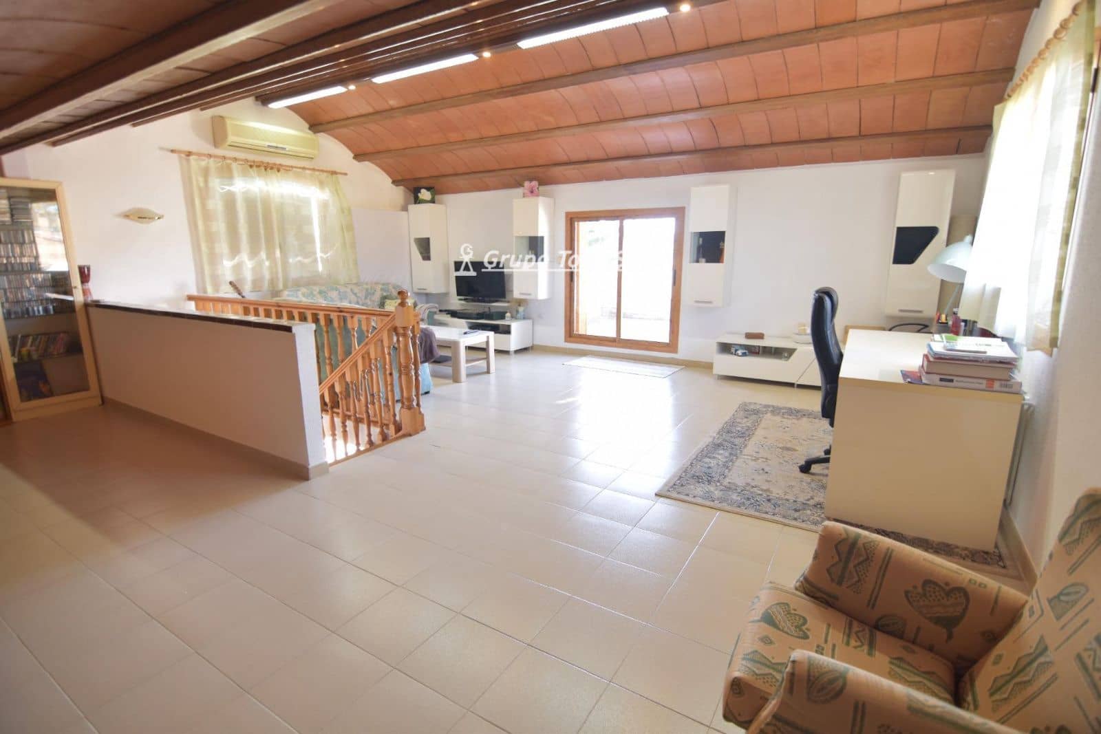 Villa for sale in El Vendrell with garage - € 295,000 (Ref: 9650933)