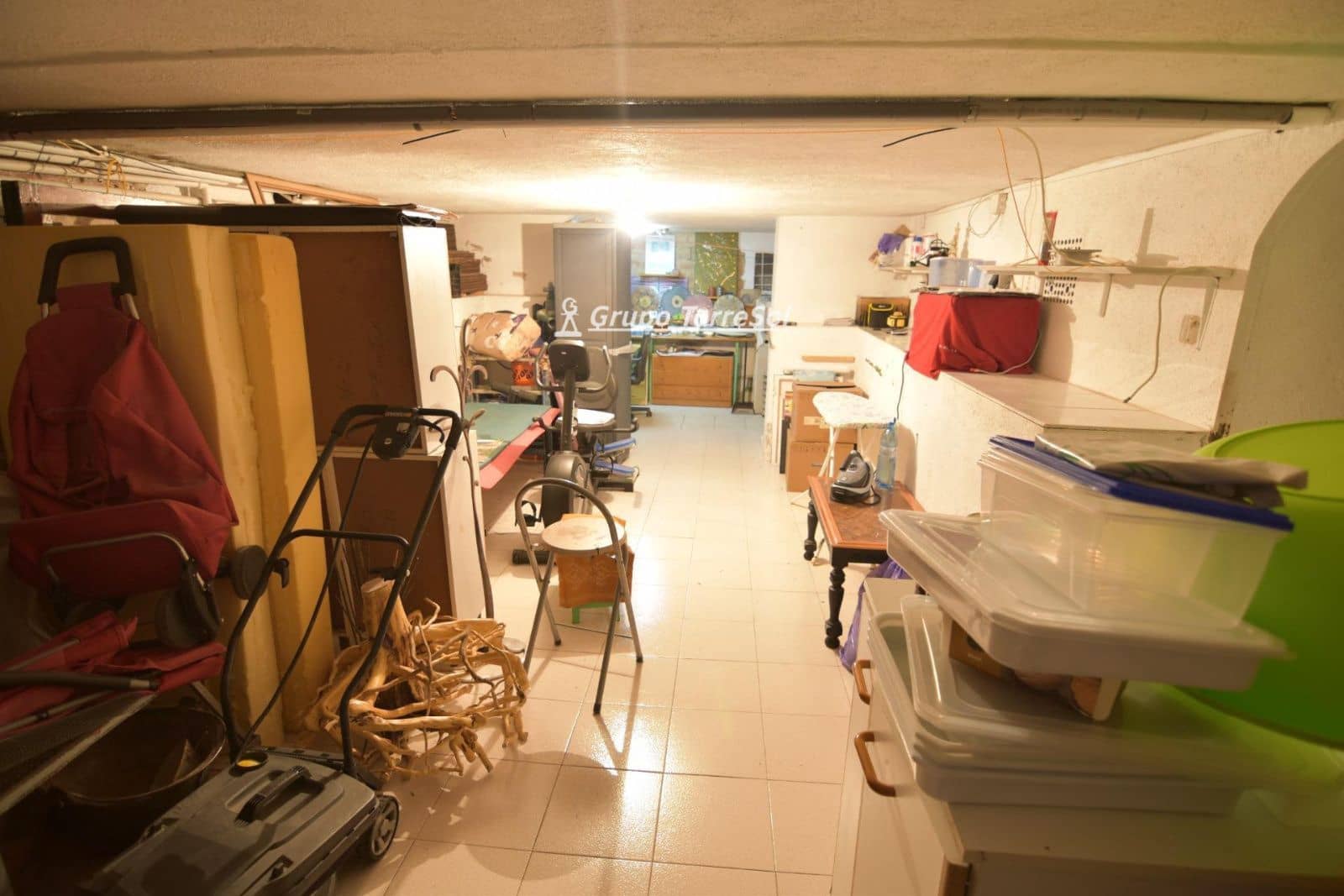 Villa for sale in El Vendrell with garage - € 295,000 (Ref: 9650933)