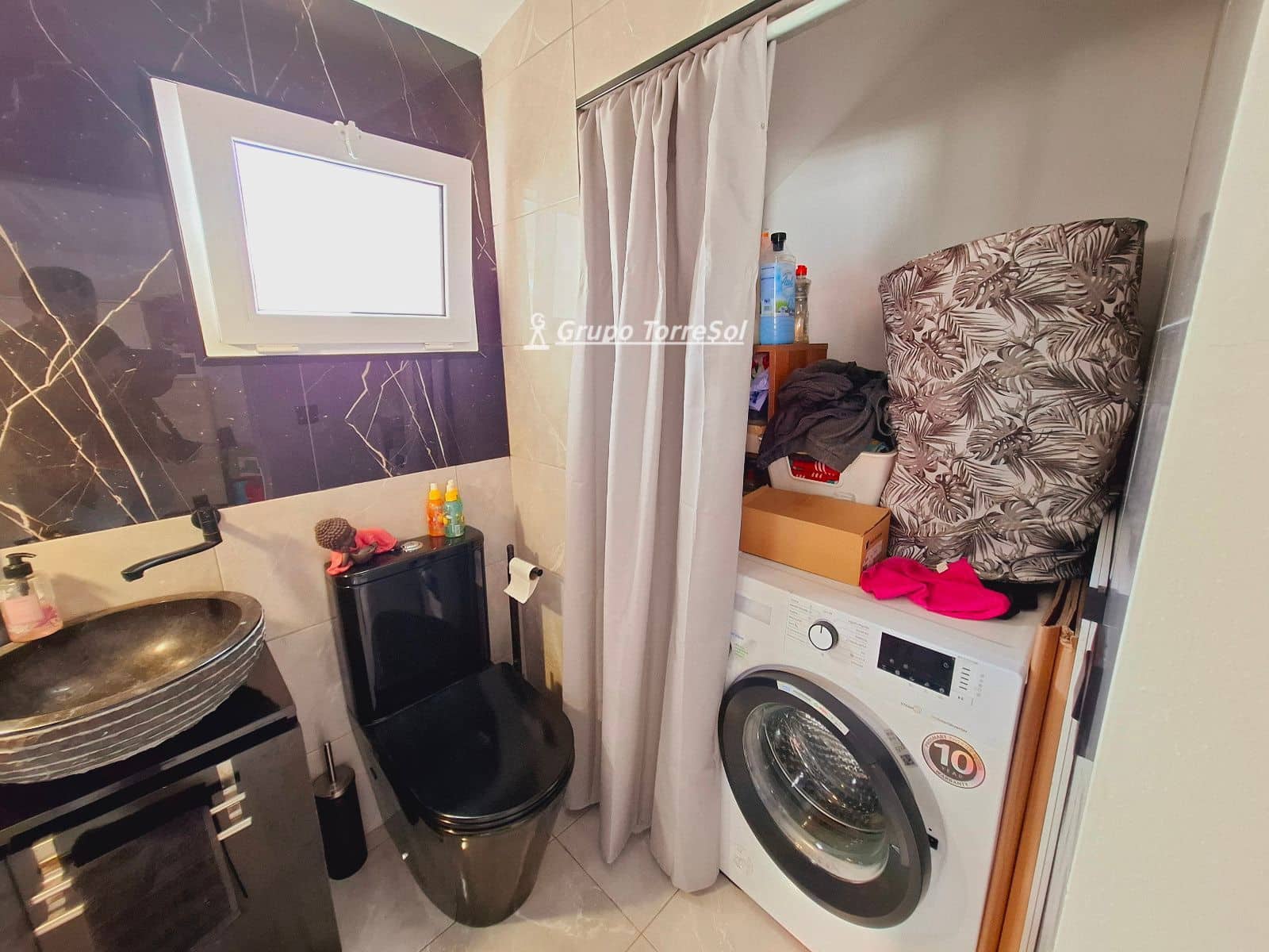 4 makuuhuone Huvila myytävänä paikassa Cunit mukana uima-altaan 
autotalli - 425 000 € (Ref: 9656871)