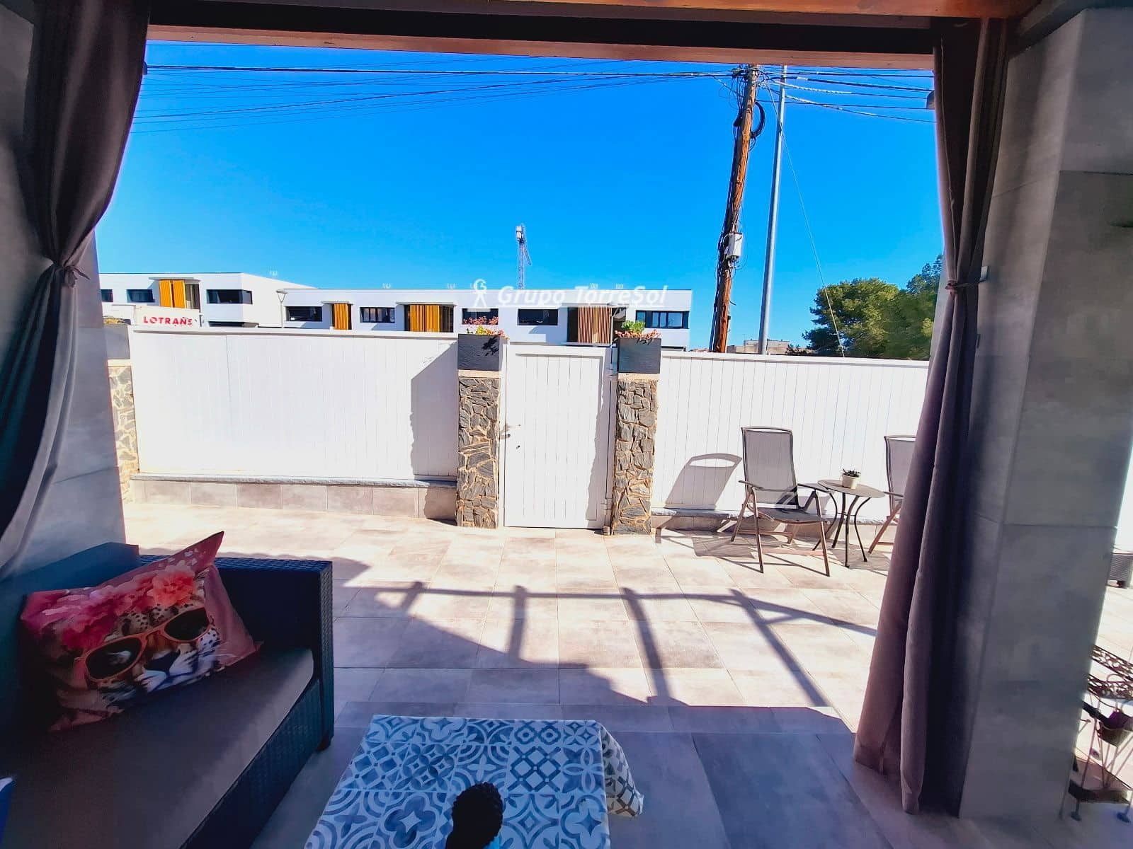 4 makuuhuone Huvila myytävänä paikassa Cunit mukana uima-altaan 
autotalli - 425 000 € (Ref: 9656871)