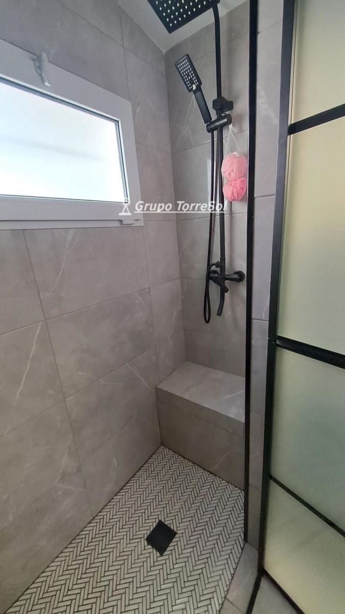 4 bedroom Villa for sale in Cunit with pool garage - € 425,000 (Ref: 9656871)