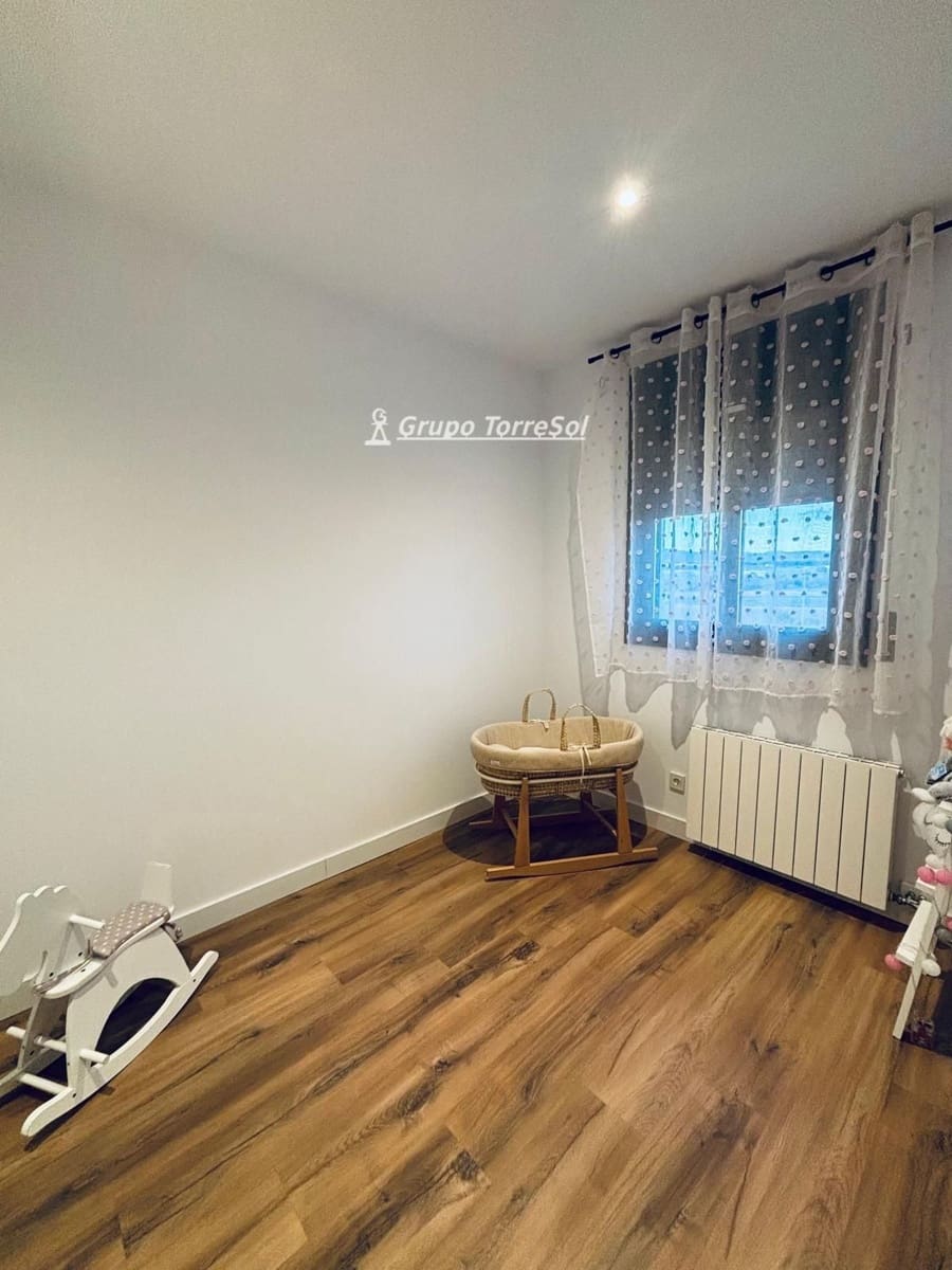 4 Zimmer Haus zu verkaufen in Castellet i la Gornal mit Pool Garage - 356.500 € (Ref: 9669710)