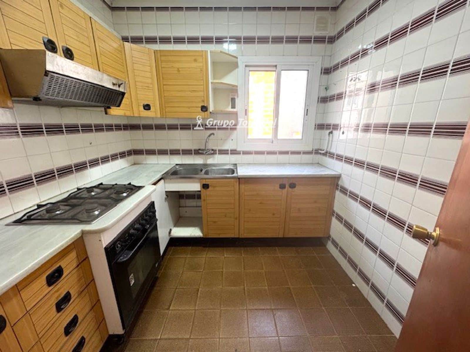 3 bedroom Penthouse for sale in El Vendrell - € 148,500 (Ref: 9669711)