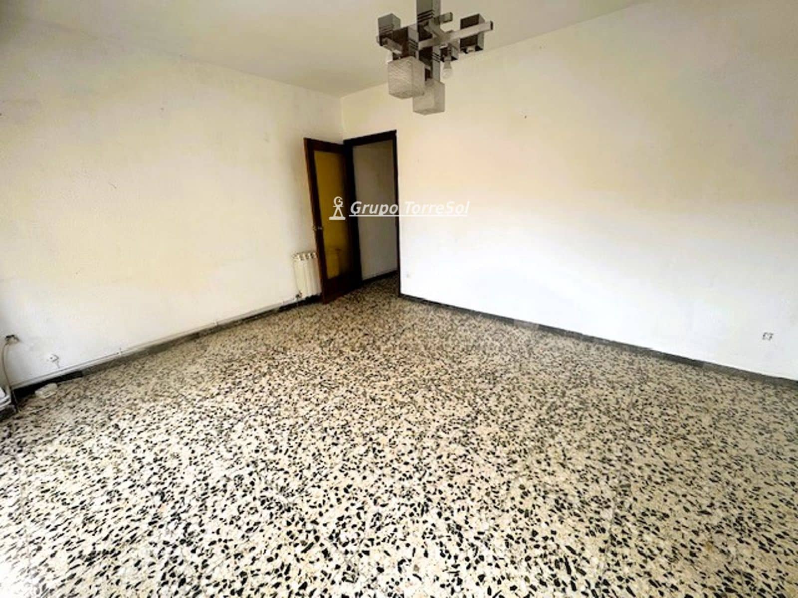 3 bedroom Penthouse for sale in El Vendrell - € 148,500 (Ref: 9669711)