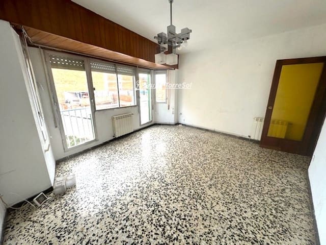 3 bedroom Penthouse for sale in El Vendrell - € 148,500 (Ref: 9669711)