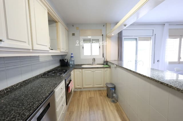 4 Zimmer Wohnung zu verkaufen in El Vendrell mit Garage - 195.000 € (Ref: 9671235)