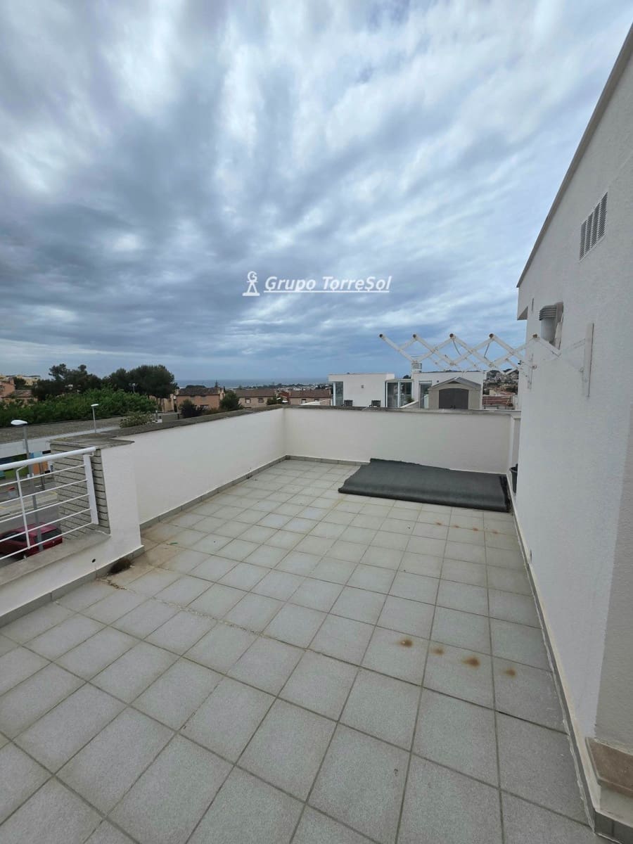 4 bedroom Villa for sale in Creixell with pool garage - € 315,000 (Ref: 9679106)