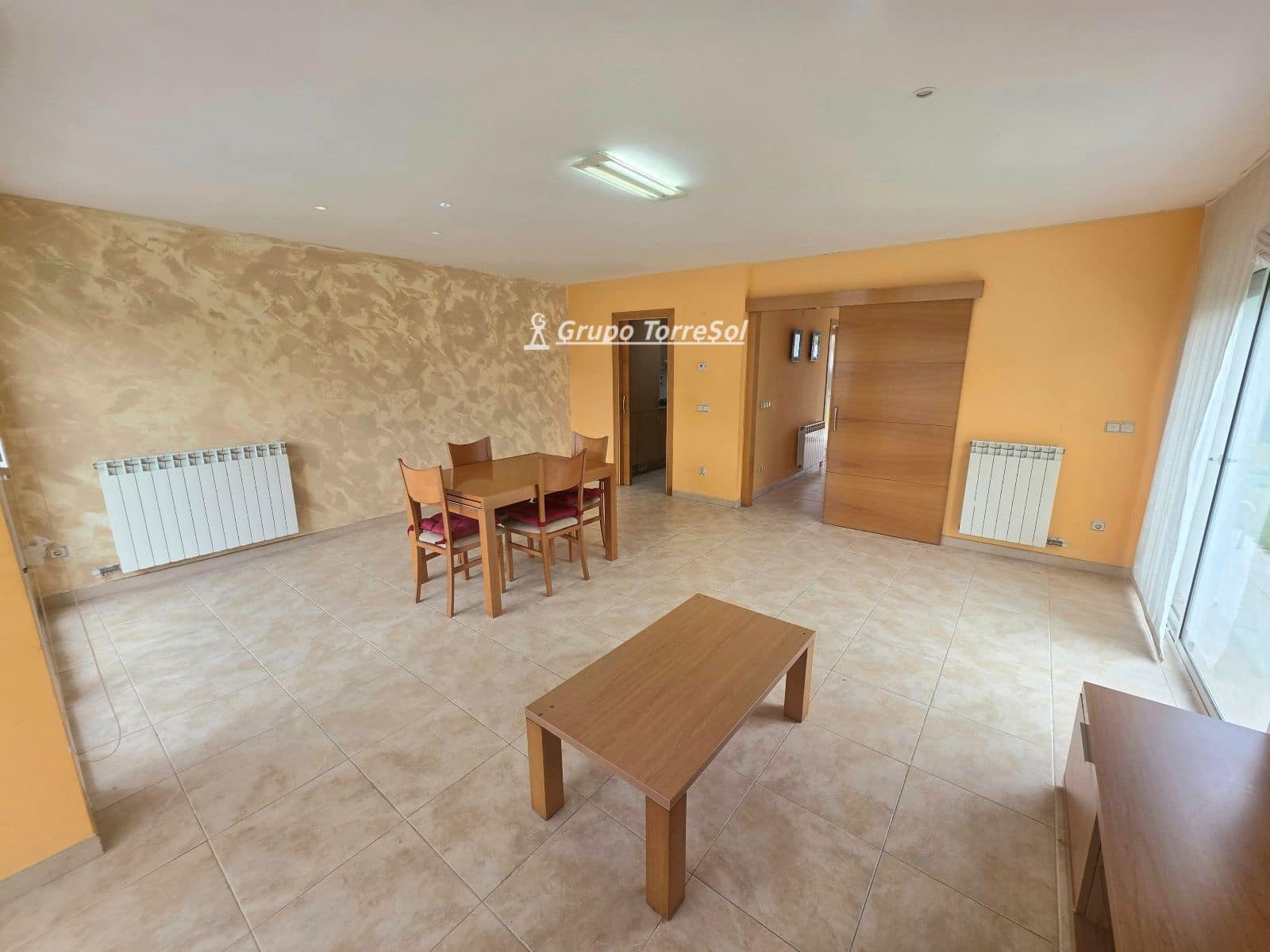 4 bedroom Villa for sale in Creixell with pool garage - € 315,000 (Ref: 9679106)