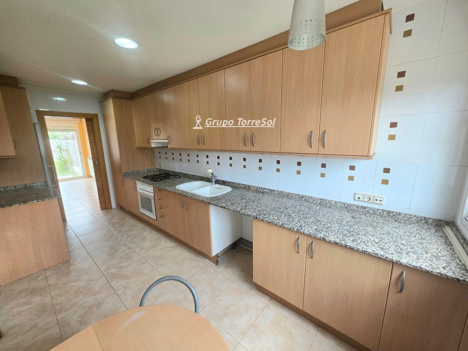 4 bedroom Villa for sale in Creixell with pool garage - € 315,000 (Ref: 9679106)