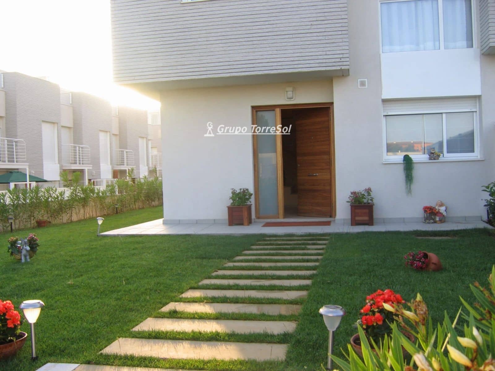 4 bedroom Villa for sale in Creixell with pool garage - € 315,000 (Ref: 9679106)