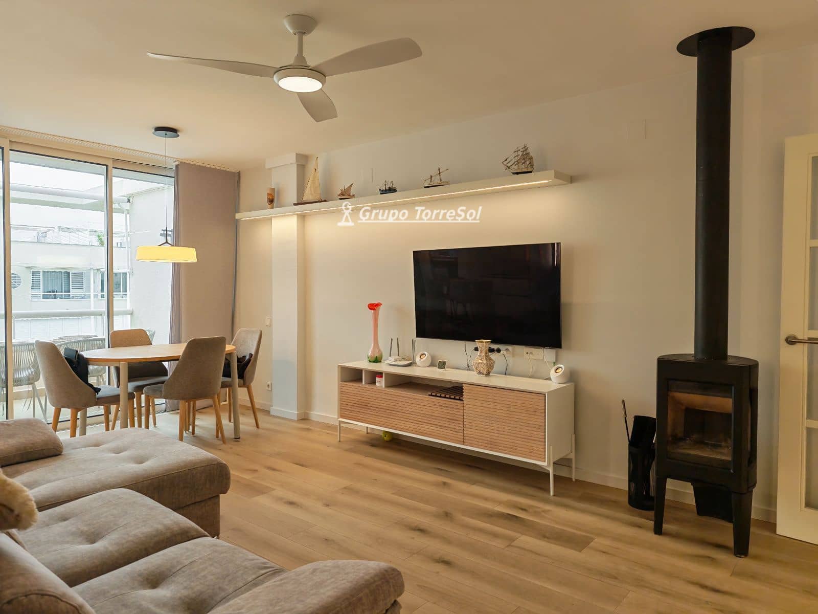 2 slaapkamer Penthouse te koop in El Vendrell met zwembad garage - € 398.000 (Ref: 9679107)