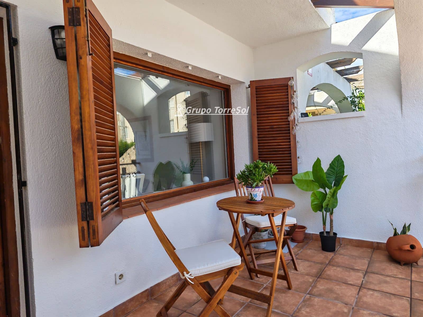 3 makuuhuone Omakotitalo myytävänä paikassa Cunit mukana 
autotalli - 375 000 € (Ref: 9685787)