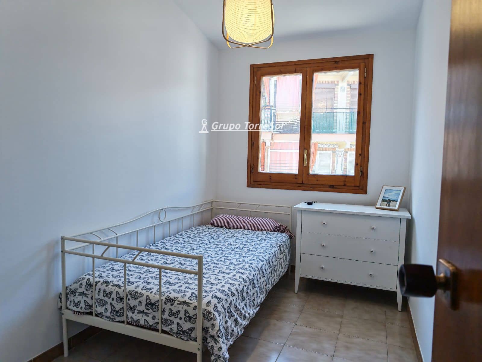 3 makuuhuone Omakotitalo myytävänä paikassa Cunit mukana 
autotalli - 375 000 € (Ref: 9685787)