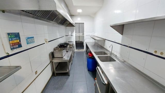 Kaupallinen myytävänä paikassa Calafell - 170 000 € (Ref: 9685788)