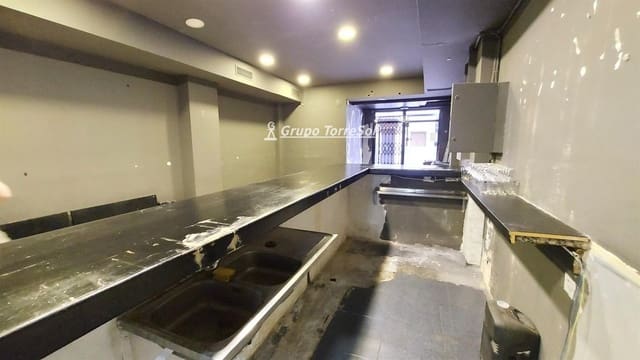 Kaupallinen myytävänä paikassa Calafell - 170 000 € (Ref: 9685788)