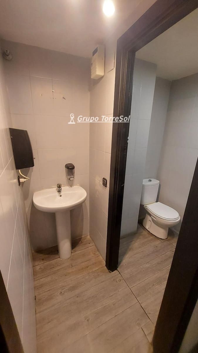 Commercial for sale in Calafell - € 170,000 (Ref: 9685788)