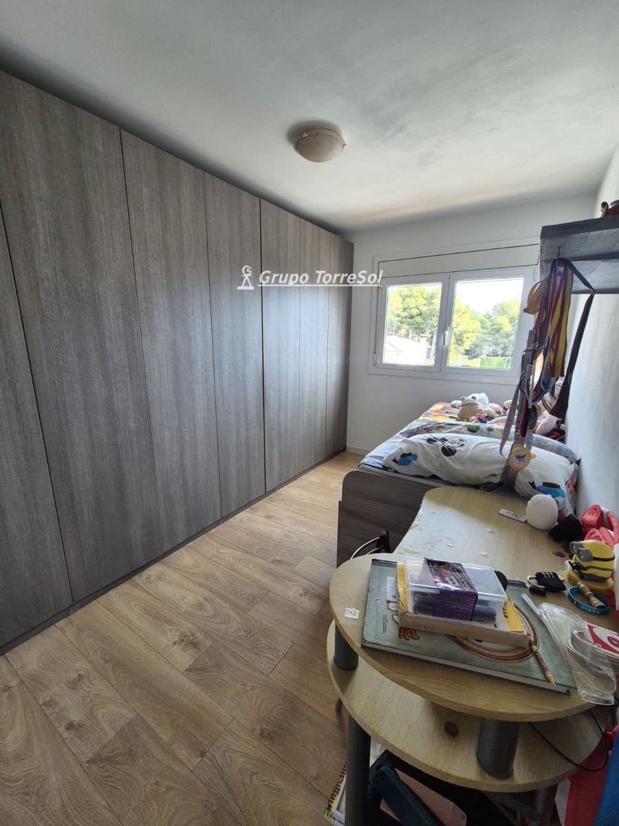 4 bedroom Townhouse for sale in Calafell - € 298,000 (Ref: 9691300)