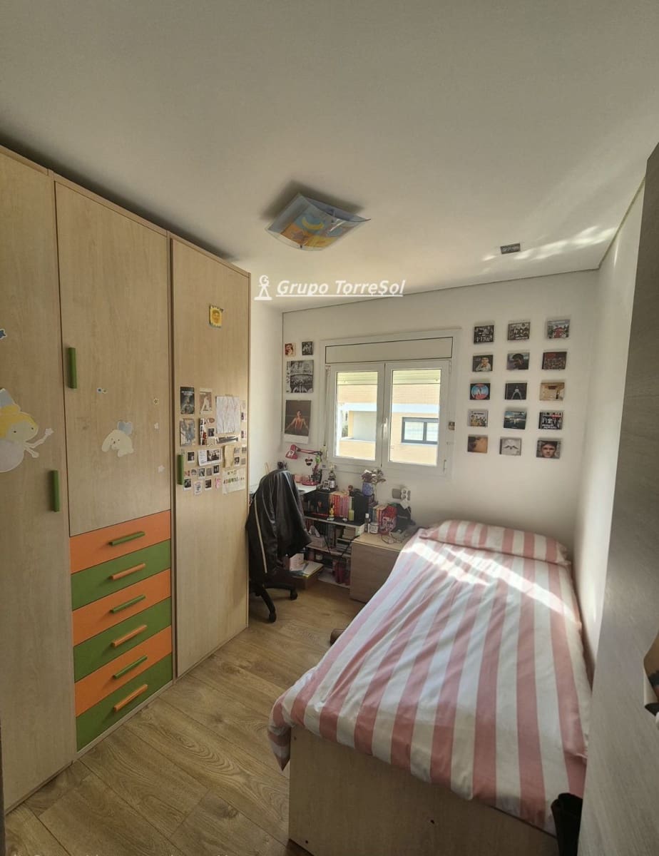 4 bedroom Townhouse for sale in Calafell - € 298,000 (Ref: 9691300)