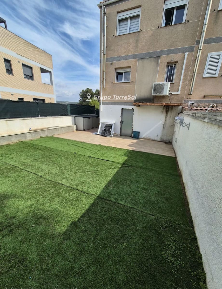 4 bedroom Townhouse for sale in Calafell - € 298,000 (Ref: 9691300)