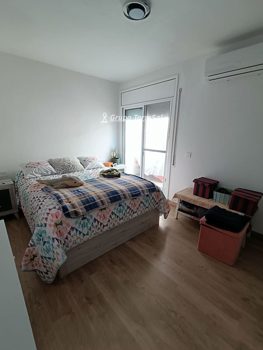 4 bedroom Villa for sale in Segur de Calafell with pool garage - € 310,000 (Ref: 9691301)