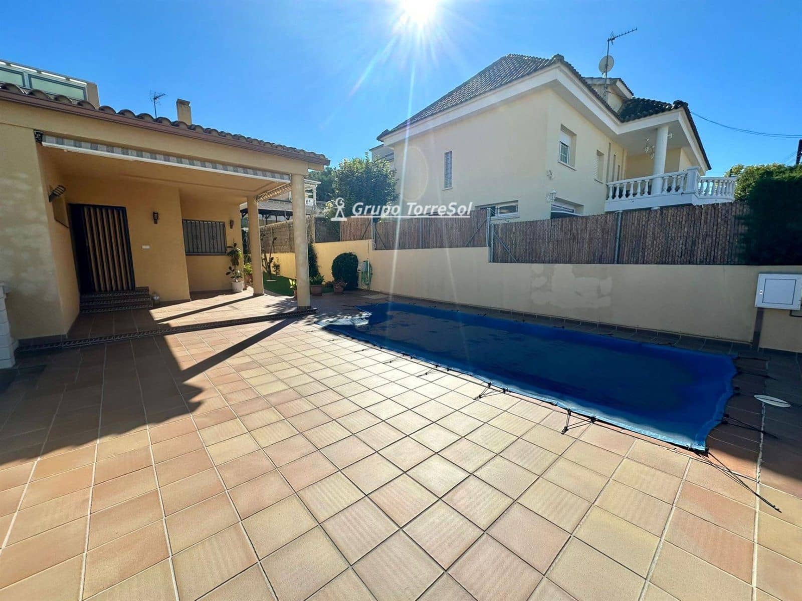 3 bedroom Villa for sale in El Vendrell with pool garage - € 315,000 (Ref: 9694051)