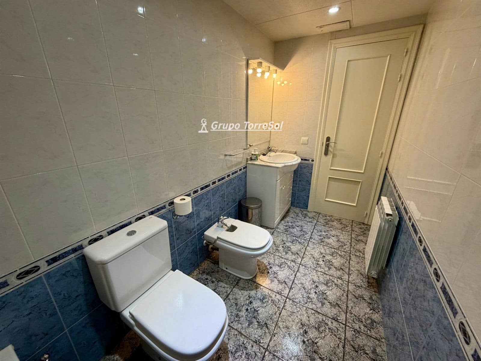 2 bedroom Flat for sale in El Vendrell with garage - € 169,000 (Ref: 9694053)