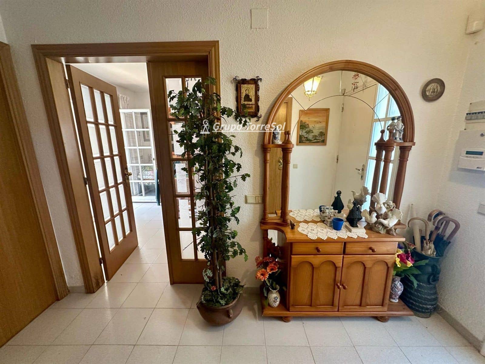 4 bedroom Villa for sale in El Vendrell with pool garage - € 369,000 (Ref: 9694054)