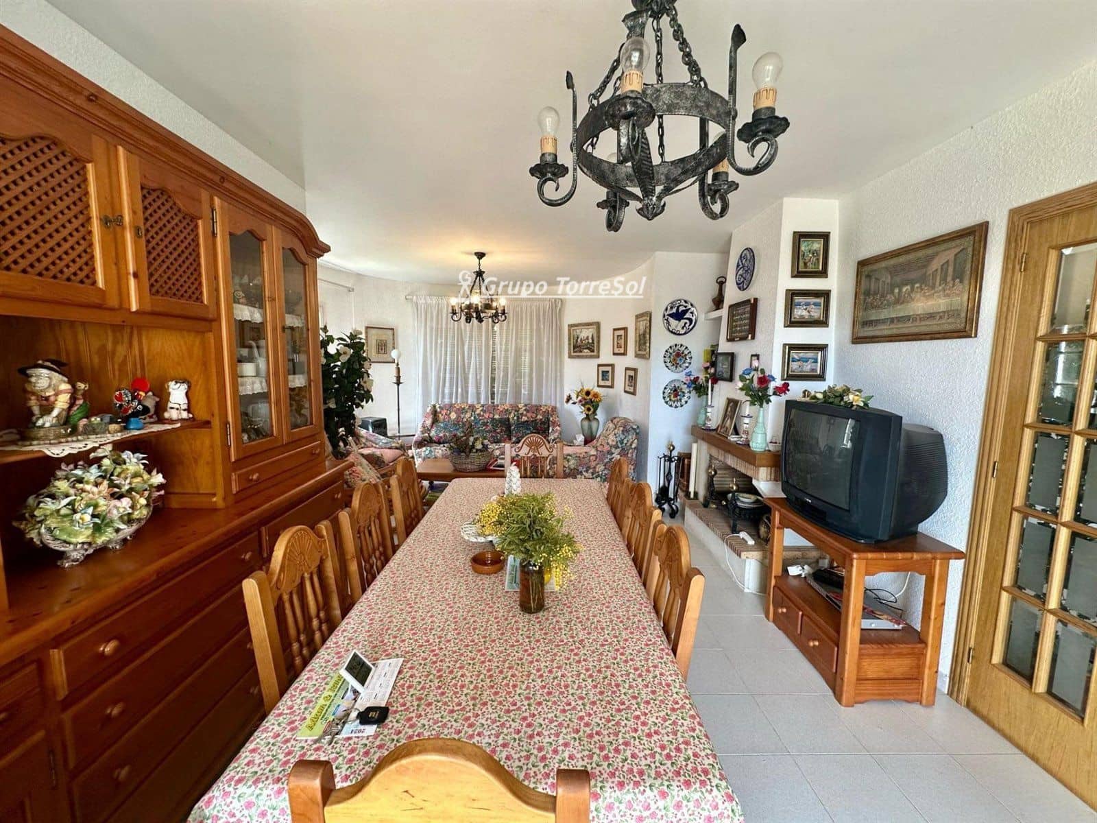 4 bedroom Villa for sale in El Vendrell with pool garage - € 369,000 (Ref: 9694054)