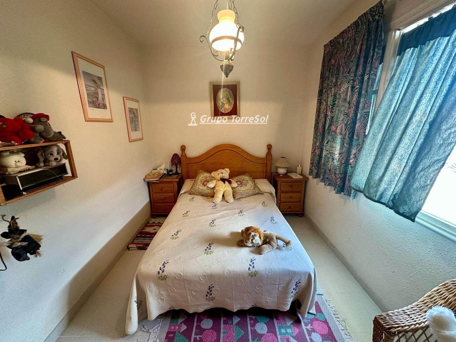 4 bedroom Villa for sale in El Vendrell with pool garage - € 369,000 (Ref: 9694054)