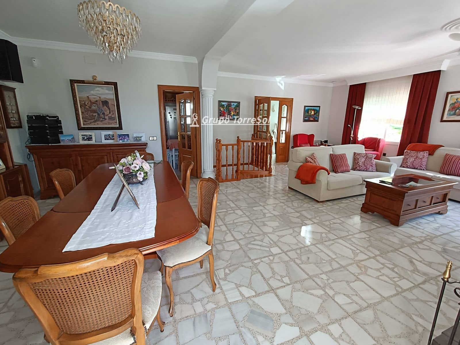 6 bedroom Villa for sale in Segur de Calafell with pool garage - € 480,000 (Ref: 9700202)