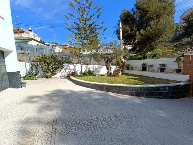 6 chambre Villa/Maison à vendre à Segur de Calafell, Calafell avec piscine garage - 480 000 € (Ref: 9700202)