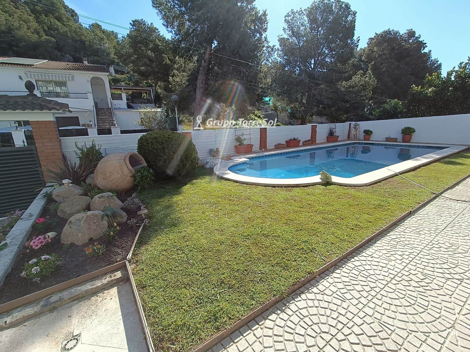 6 bedroom Villa for sale in Segur de Calafell with pool garage - € 480,000 (Ref: 9700202)