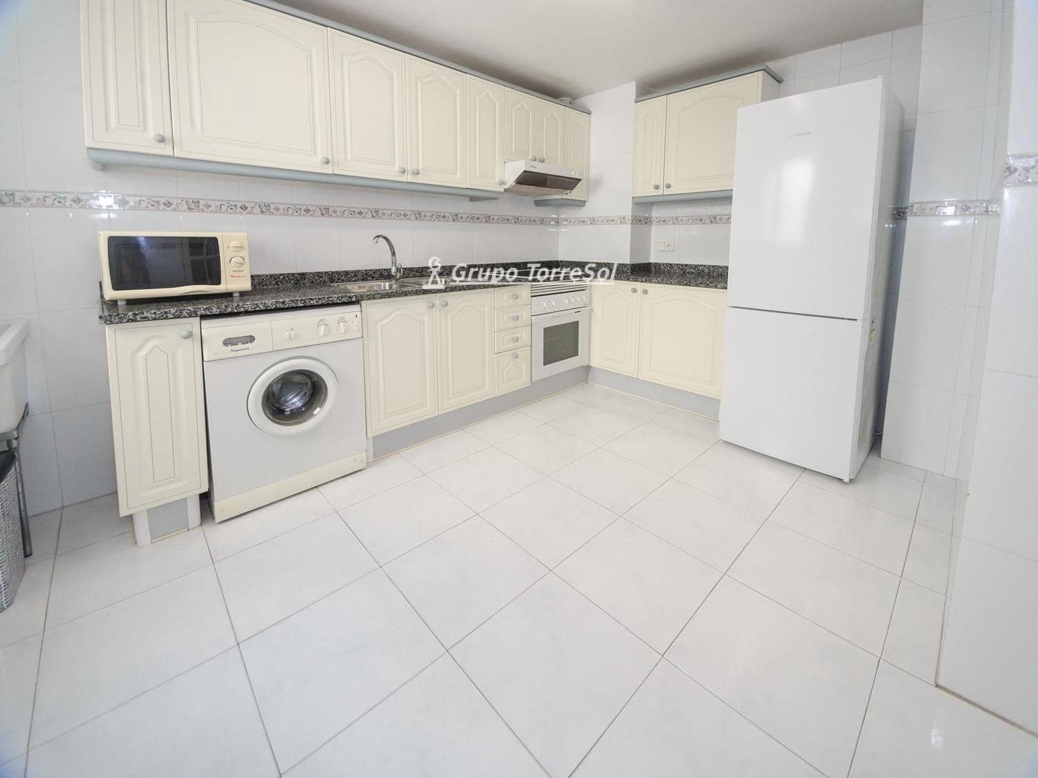 3 soveværelse Penthouse til salg i Calafell med swimmingpool garage - € 365.000 (Ref: 9700204)