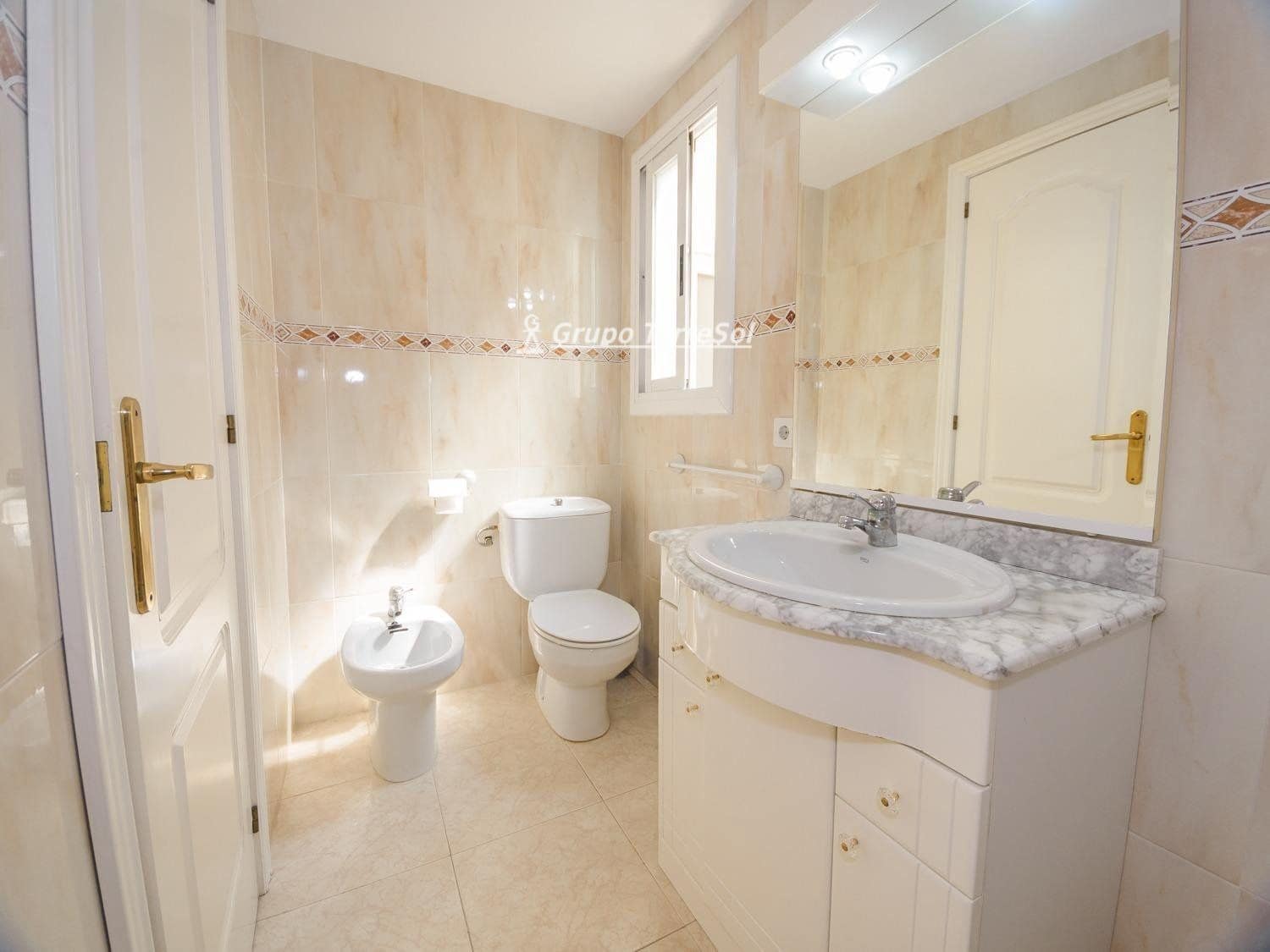 3 soveværelse Penthouse til salg i Calafell med swimmingpool garage - € 365.000 (Ref: 9700204)