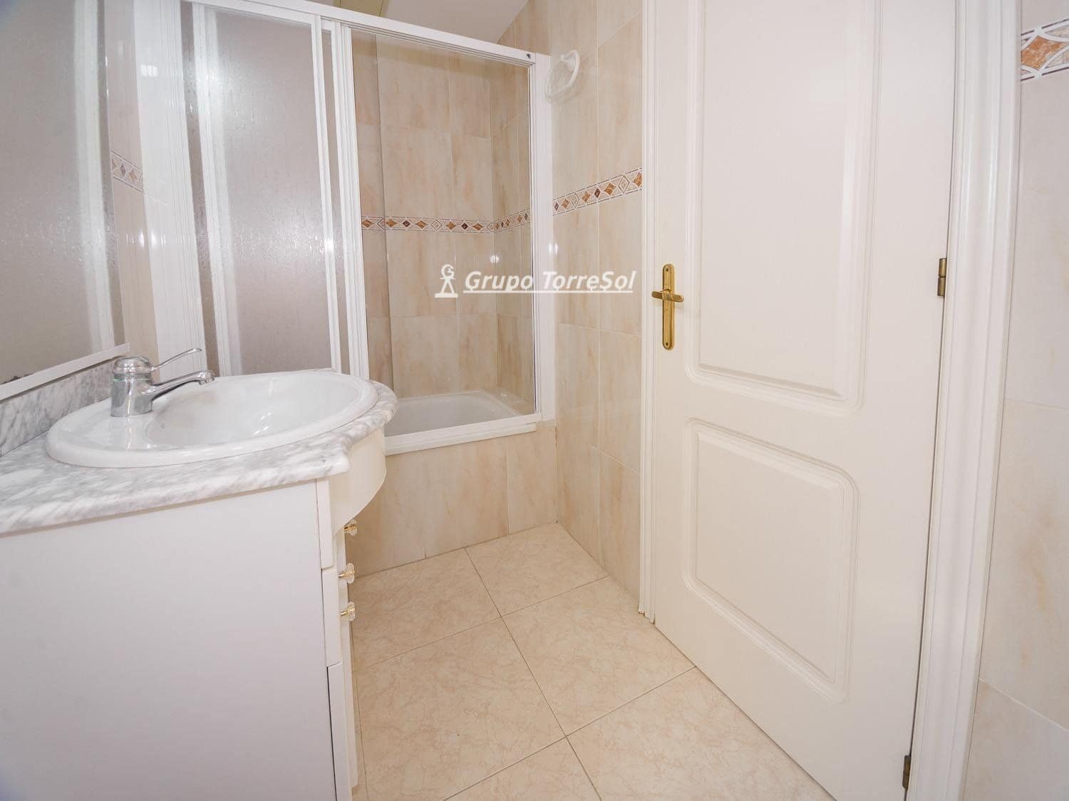 3 soveværelse Penthouse til salg i Calafell med swimmingpool garage - € 365.000 (Ref: 9700204)