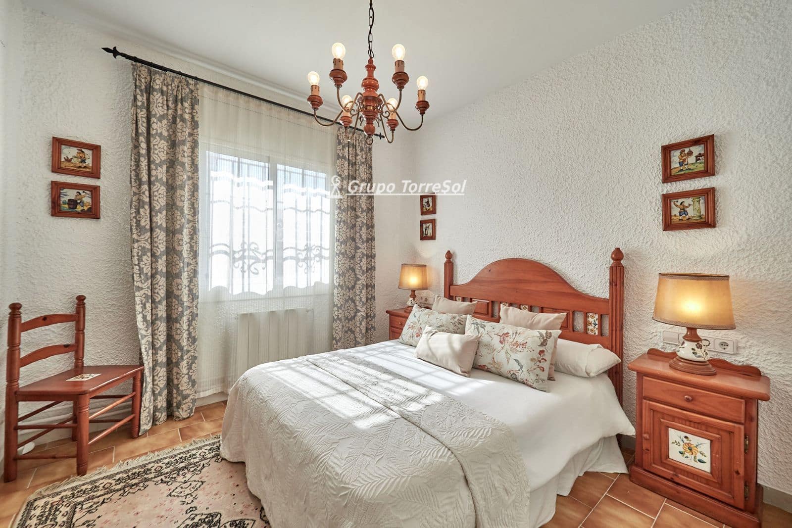 3 soveværelse Byhus til salg i Calafell med swimmingpool garage - € 498.800 (Ref: 9707937)